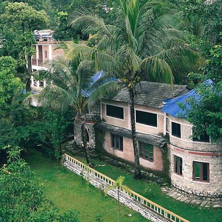Presidency Resort Upardang Gadhi 外观 照片